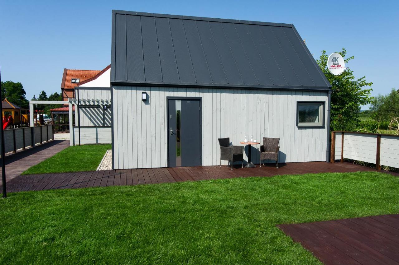 Domek Na Folwarku Zulawskim Elblag Exterior foto